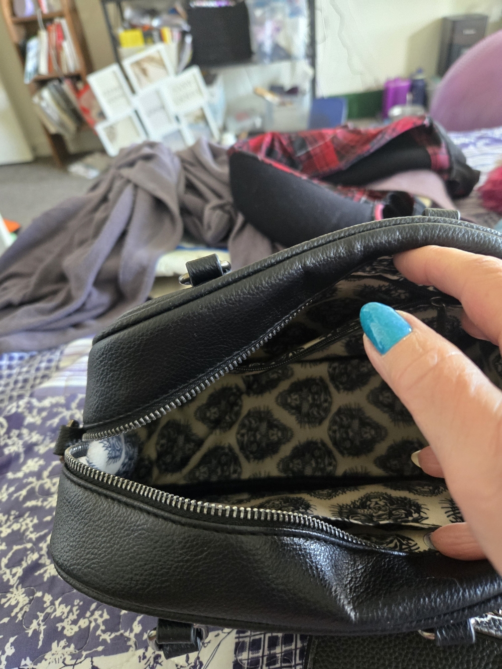 Ed Hardy Black Satchel & Matching Wallet w/ Colorful Skull and Rose Embroidery. - Picture 2 of 5